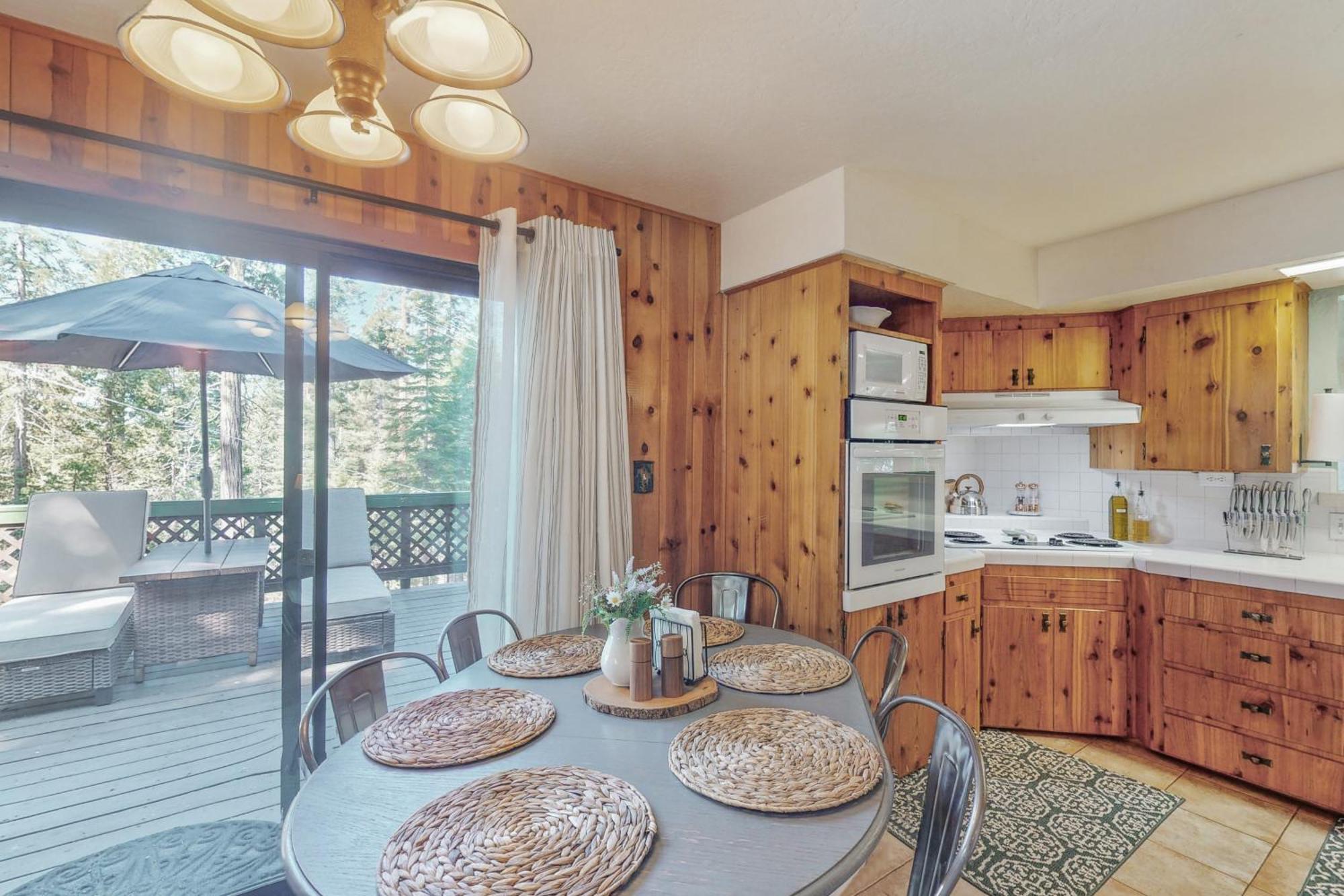 Shaver Village Chalet Exterior foto
